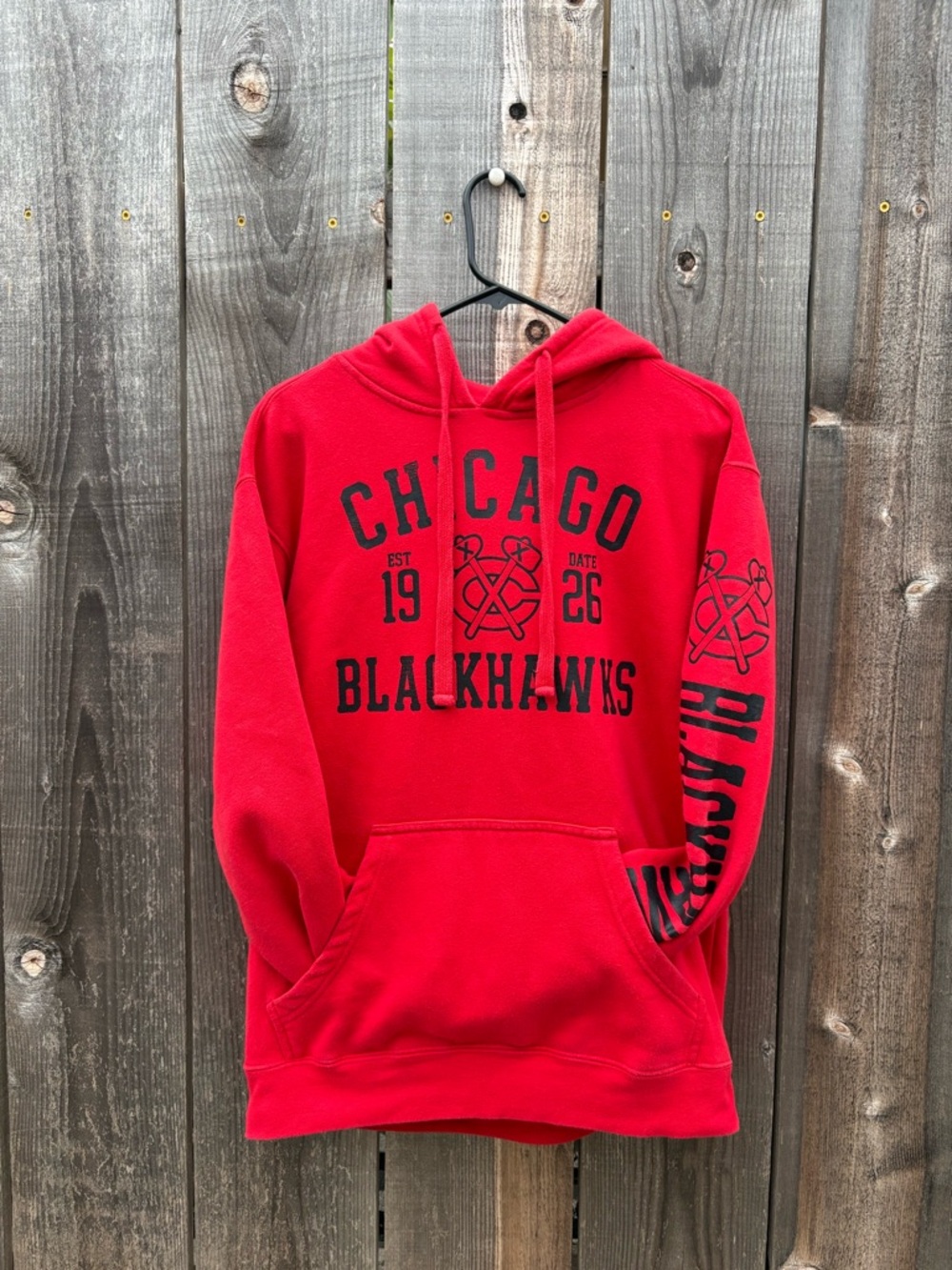 Chicago Blackhawks Red Hooded Pullover Sweatshirt